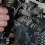 How to Clean Carburetor on Lawn Mower?