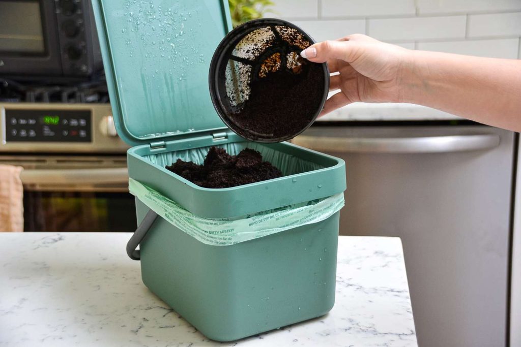 Best Compost Bin for Small Apartments