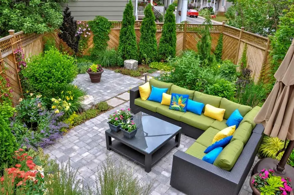 Eco Friendly Backyard Makeover Ideas